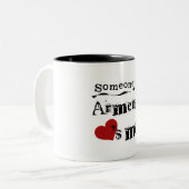 Jemand in Armenien-Lieben ich Zweifarbige Tasse (Vorderseite Links)