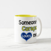 Jemand in Curaçao Lieben mir Zweifarbige Tasse (VorderseiteRechts)