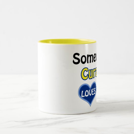 Jemand in Curaçao Lieben mir Zweifarbige Tasse (Mittel)