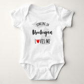 Jemand in Michigan Lieben Me Map Baby Bodysuit Baby Strampler (Vorderseite)