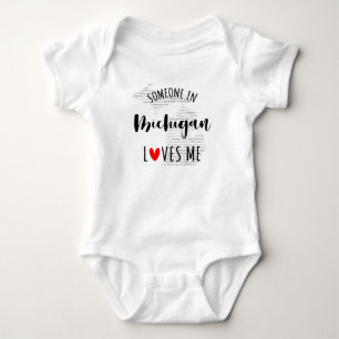 Jemand in Michigan Lieben Me Map Baby Bodysuit Strampler