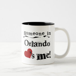 Jemand in Orlando Zweifarbige Tasse