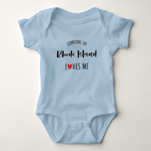 Jemand in Rhode Island Lieben Me Map Baby Bodysuit Strampler