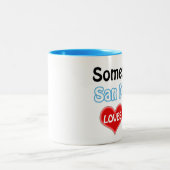 Jemand in San Marino Lieben mir Zweifarbige Tasse (Mittel)