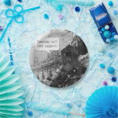 Jemand ruft den technischen Support-Zug Wreck an Pappteller (Party)