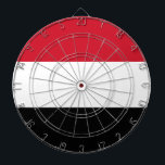 Jemen-Flagge Dartscheibe<br><div class="desc">Dieses Design zeigt die Nationalflagge des Jemen (offiziell als Republik Jemen bekannt), das ein Land am südlichen Ende der Arabischen Halbinsel in Western Asien ist. Der Jemen grenzt im Norden an Saudi-Arabien, im Westen an das Rote Meer, im Süden an den Golf von Aden und am Kanal von Guardafui und...</div>