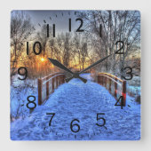 Jenseits der Bridge Winterlandschaft Quadratische Wanduhr (Vorderseite)