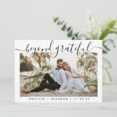 Jenseits des dankbaren Kalligraphen Wedding Foto V Dankeskarte (Stehend Vorderseite)