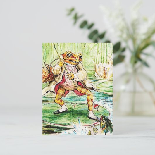 "Jeremy Fisher Catches a Fish" von Beatrix Potter Postkarte (Stehend Vorderseite)