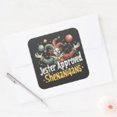 Jester Approved Shenanigans Circus Clown Quadratischer Aufkleber (Umschlag)