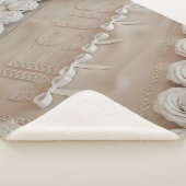 JESÚS Fleece & Sherpa Blanket - White Roses & Sherpadecke (3/4)
