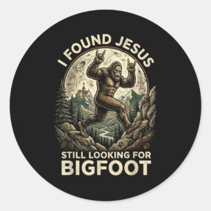 Jesus gefunden, der Bigfoot lustig anschaut christ Runder Aufkleber