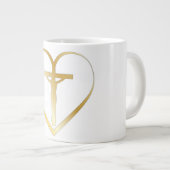 Jesus im Herzen Jumbo-Tasse (Vorderseite Rechts)