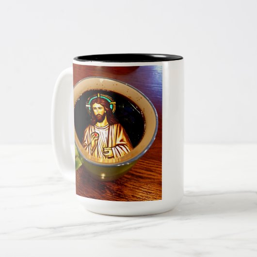 Jesus in einer Tasse (Vorderseite Links)