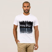 Jesus ist Herr T-Shirt (Vorne ganz)