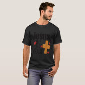 Jesus ist Liebe T-Shirt (Vorne ganz)