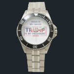 Jesus ist mein Retter Trump ist mein Präsident Armbanduhr<br><div class="desc">Der Jesus ist mein Retter Trump ist mein Präsident Watch ist ein mutiges und ausdrucksvolles Accessoire für diejenigen, die gewollt haben, ihren Glauben und ihre politische Unterstützung zu demonstrieren. Diese Armbanduhr ist auffällig und mit einem klaren, wirkungsvollen Text ausgestattet und eignet sich hervorragend für lässige Abnutzung oder als Konversationsstarter. Das...</div>