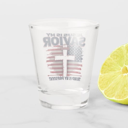 Jesus ist mein Retter Trump ist mein Präsident Fun Schnapsglas (Rückseite)