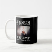 Jesus ist mein Retter Trump ist mein Präsident Kaffeetasse (Links)