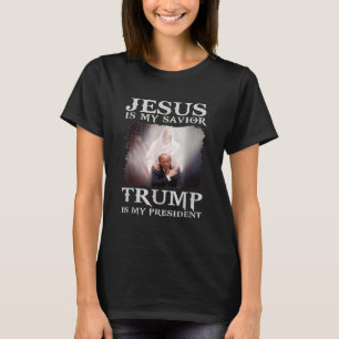 Jesus ist mein Retter Trump ist mein Präsident T-Shirt