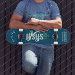 Jesus ist Weg, Leben, Wahrheit Skateboard<br><div class="desc">Jesus IST Weg,  Leben,  Wahrheit Skateboard mit "IS" mit Monogramm und zitieren christliches Zitat "Jesus ist Weg,  Leben,  Wahrheit T - Shirt" in gemischten Kalligraphie & minimalistische Typografie. Dieses trendige,  moderne Design ist das perfekte Geschenk- und Modestatement. #christlich #religion #scription #religion #bible #jesus</div>