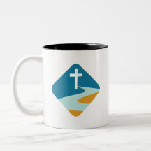 Jesus Kreuz auf einem Fluss Becher