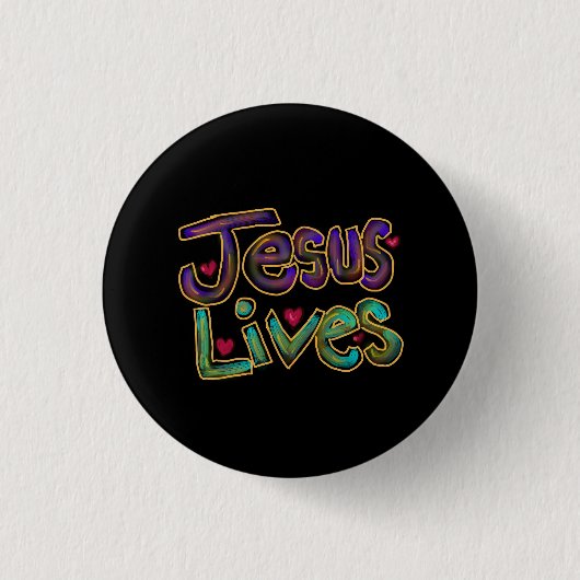 Jesus lebt mit rotem Herzen Button (Vorderseite)