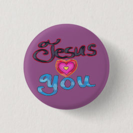 "Jesus Liebe You" mit rosa Herz auf Lila Button