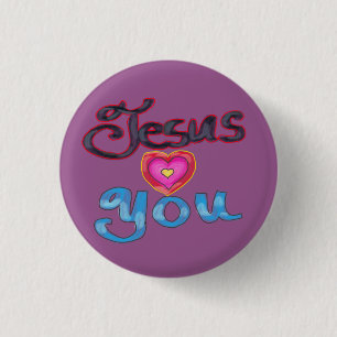 "Jesus Liebe You" mit rosa Herz auf Lila Button