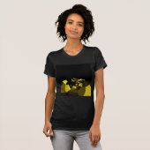 Jet Black and Gold Vector Art Print Graphic Design T-Shirt (Vorne ganz)