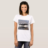 Jet kämpft über Meer T-Shirt (Vorne ganz)