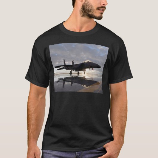 Jet kämpft über Meer T-Shirt (Vorderseite)