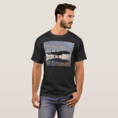 Jet kämpft über Meer T-Shirt (Vorne ganz)