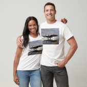 Jet kämpft über Meer T-Shirt (Unisex)