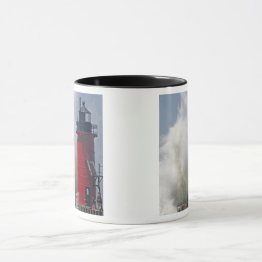 Jetons sehen große Wellen in Tasse (Zentrum)