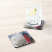 Jetons sehen große Wellen in Untersetzer (Rechte Seite)