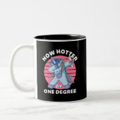Jetzt Hotter von einem Grad Funny Senior Abschluss Zweifarbige Tasse (Links)