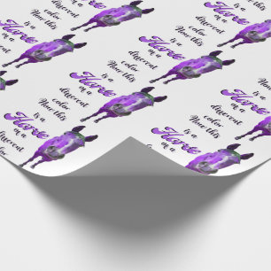 Jetzt ist das ein Pferd einer anderen Farbe Lila Geschenkpapier