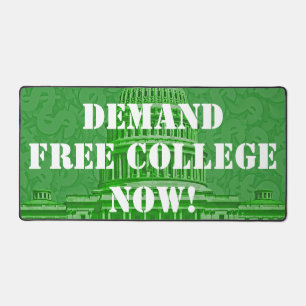 Jetzt kostenlose Uni verlangen Schreibtischunterlage