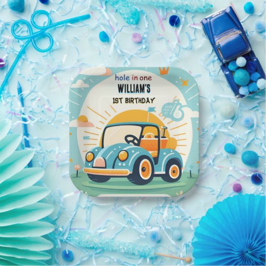 jetzt noch ein niedliches Golfloch in einem ersten Pappteller (Party)