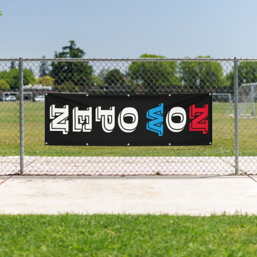 Jetzt offene Vertikale 8 Fuß Banner (Insitu)