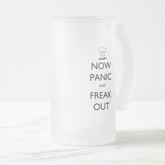 'Jetzt Panik und Ausfliessen' Pilzwolke Mattglas Bierglas (VorderseiteRechts)