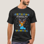 Jewdolph Ugly Hanukkah Sweater Reindeer Menorah Ch T-Shirt<br><div class="desc">Ugly Hanukkah Sweater, Holen Sie sich diese lustige jüdische WeihnachtsHanukka "Jewdolph" Merry Chanukah Rentier Menorah mit Kerzen Neuheit Geschenk für Weihnachten, Xmas feiern das jüdische Festival der Lichter Feiertage, Santa Claus Reindeers Lover X-Mas Geschenk. Funny Chanukah Geschenke, Männer, Frauen, Kinder, Jugend, Kleinkinder und Mädchen diese sind ideal, um mit Ihren...</div>