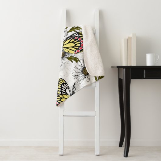 Jezebel-Schmetterlinge und weiße Blume Sherpadecke (Beispiel)