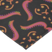 Jimette-Bahn Schwarzes Orange-Design Tischdecke (Schrägansicht)