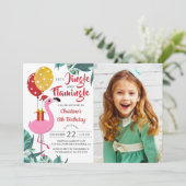 Jingle Flamingo Tropical Christmas Birthday Foto Einladung (Stehend Vorderseite)