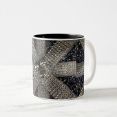 **JINGLE GANZE LEISTUNG** CHRISTMAS-TASSE ZWEIFARBIGE TASSE (VorderseiteRechts)