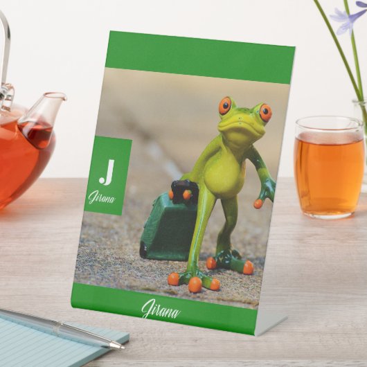 JIRANA SOCKELSCHILD (In Situ)