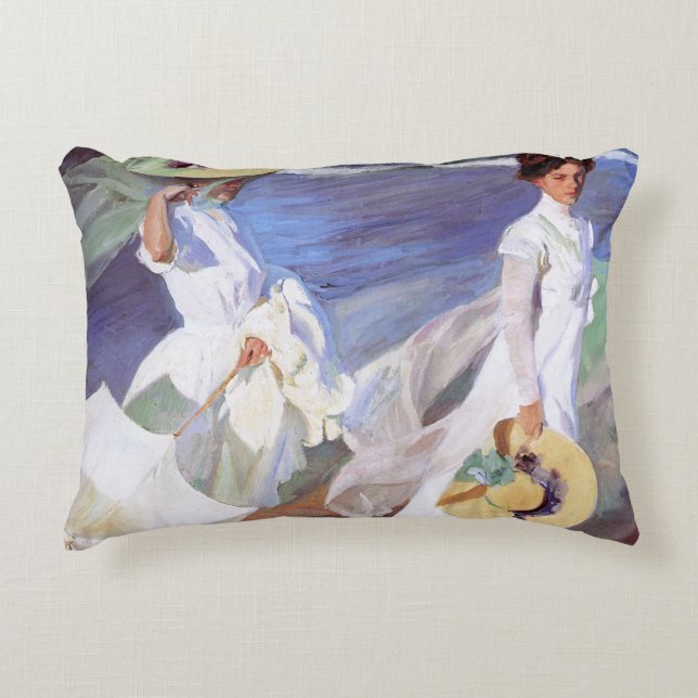 Joaquin Sorolla Women Walking Beach Dekokissen (Vorderseite)
