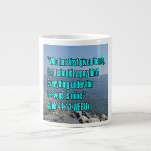 Job 41:11 WEBU Tasse